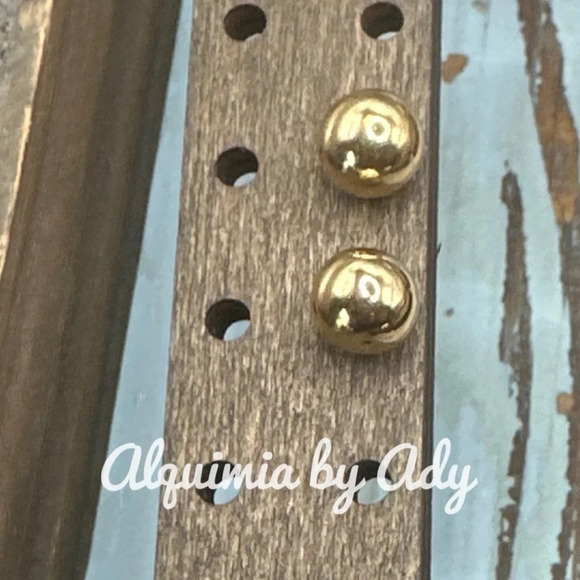 Alquimia Jewelry - Dainty gold steel spheres stud earrings /minimalist dainty jewelry